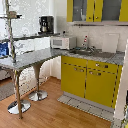 Key Zderadova Ii Appartement *