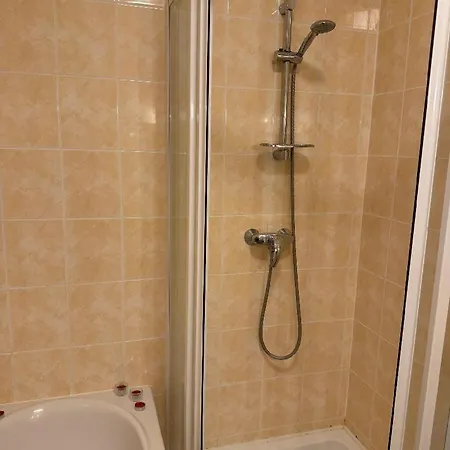 Key Zderadova Ii Appartement Brno